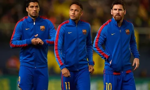 Messi hưởng lương hơn đồng đội 23 lần mỗi tuần