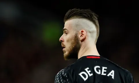 Kiểu tóc thời thượng của De Gea hứng bão chỉ trích