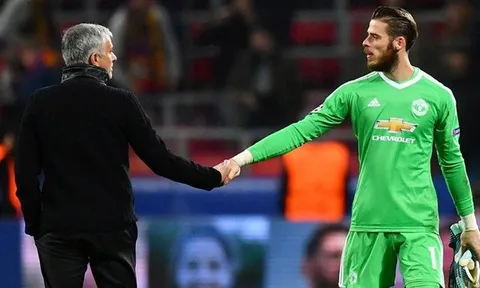 MU mơ thống trị: Mourinho phải giữ De Gea