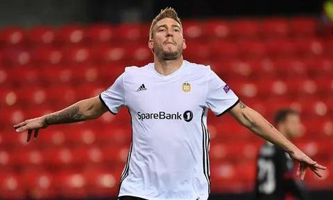Mùa giải thần thánh của Nicklas Bendtner ở Rosenborg