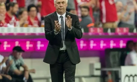 Phong độ hủy diệt của Bayern Munich: Bốn lý do và một giấc mơ