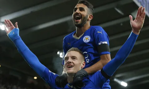 'Muốn trụ hạng, Leicester nên loại Vardy và Mahrez'
