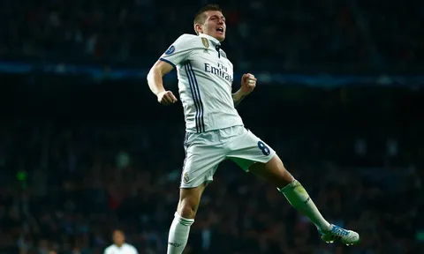 'Muốn vô địch Champions League, phải đánh bại cả Bayern lẫn Barca'
