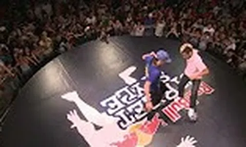 Neymar chiến freestyle cùng Sean Garnier