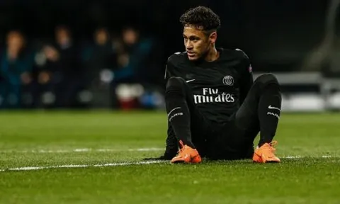 Neymar đòi PSG nâng lương, chiêu bài để tới Real?