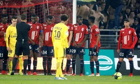 Neymar lại có siêu phẩm, PSG hủy diệt Lille