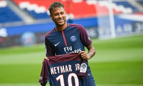 Neymar: Ra đi để được sống…