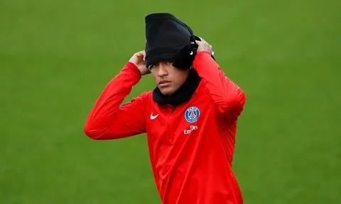 Neymar tỏ ra mệt nhoài sau kỳ nghỉ Đông
