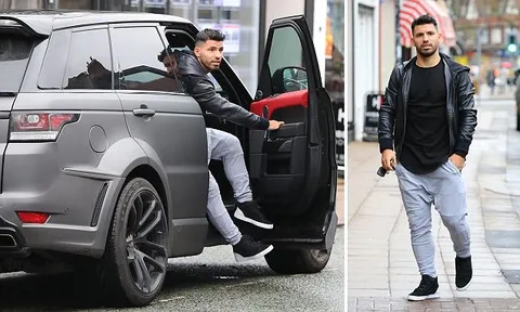 Nghỉ 2 tuần, Sergio Aguero tranh thủ dạo phố