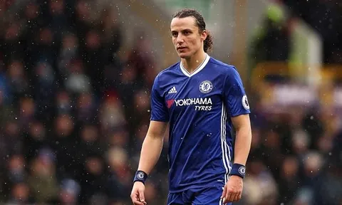 Ngôi đầu của Chelsea có thể bị đe dọa vì một cái đầu gối