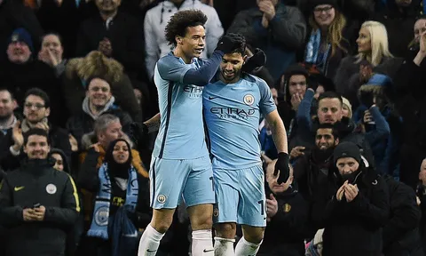 Ngược dòng đè bẹp Huddersfield, Man City vào tứ kết FA Cup