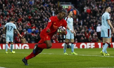 Ngược dòng trước Burnley, Liverpool vững chân trong top 4