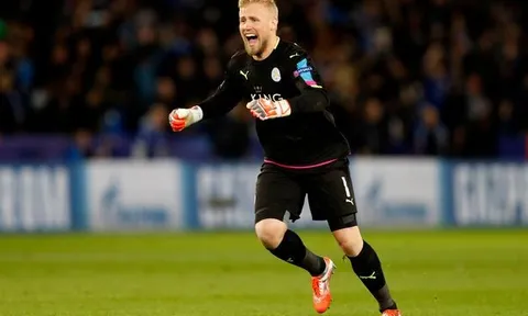 Người hùng Kasper Schmeichel: Đây là thành tựu khó tin!