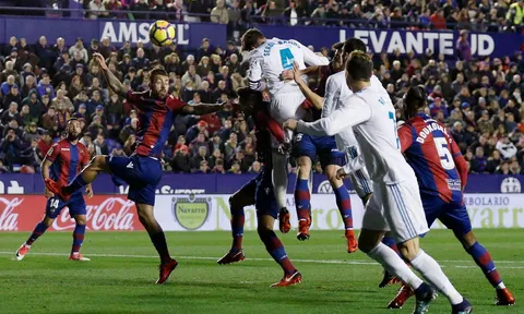 Nhận đòn đau phút 89, Real Madrid ôm hận trước Levante