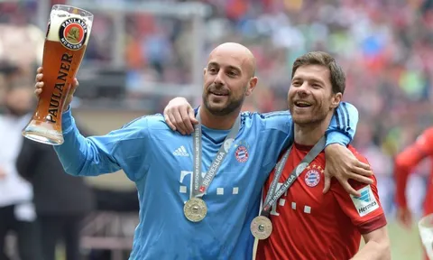 Nhìn lại 5 cầu thủ từng khoác áo Liverpool và Bayern