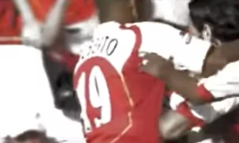 Nhìn lại chuỗi trận bất bại 'thần thánh' của Arsenal