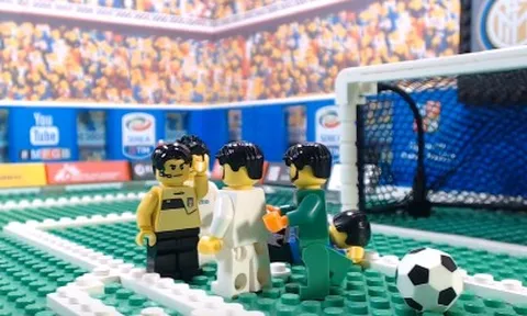 Nhìn lại nửa chặng đường tại Serie A 2017/18 theo phong cách Lego