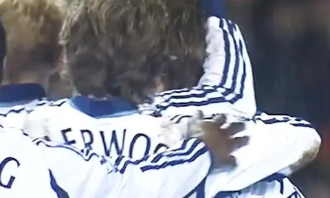 Nhìn lại sự nghiệp của huyền thoại Teddy Sheringham tại Tottenham