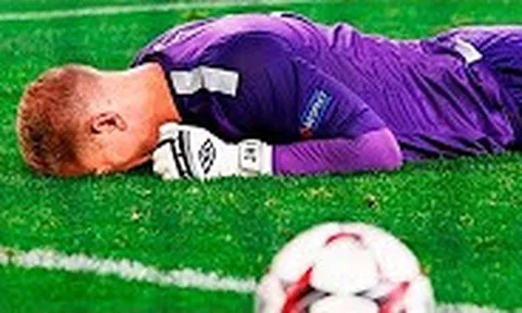 Những bàn thắng 'làm nhục' đối thủ khó quên