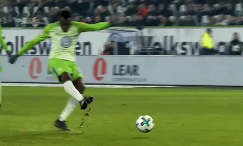 Những cú nã đại bác tuyệt đẹp tại Bundesliga mùa này