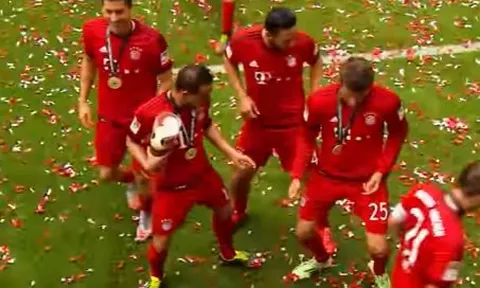 Những khoảnh khắc giải trí tuyệt nhất tại Bundesliga