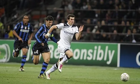 Những pha bức tốc kinh hoàng mang thương hiệu Gareth Bale
