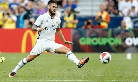 Những pha chuyền bóng và dứt điểm tinh tế của Isco