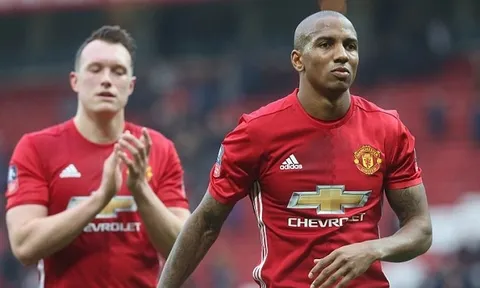 Nối gót Schneiderlin, sao chạy cánh M.U tính chuyện ra đi