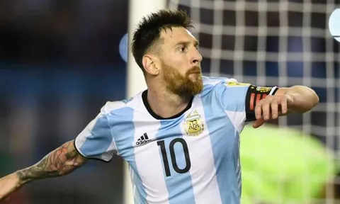 NÓNG: Chửi trọng tài, Messi bị CẤM 4 trận