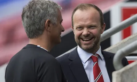 Nóng: Man Utd lên kế hoạch trói chân Mourinho