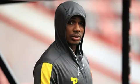 Đổi đời ở Trung Quốc, Odion Ighalo ra tay nghĩa hiệp