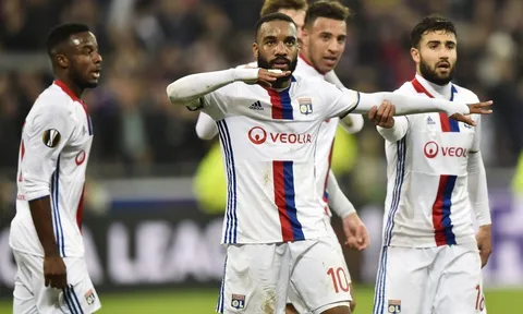 Olympique Lyonnais vs Roma (Lượt đi vòng 16 đội Europa League)