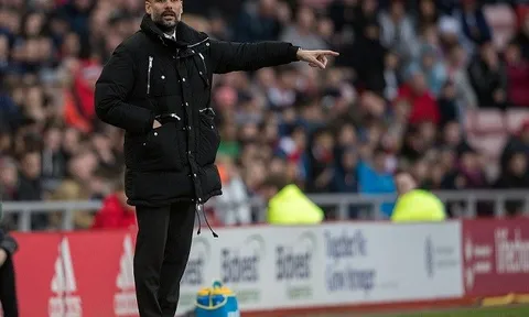 Pep Guardiola: Ai mà cản được Chelsea?