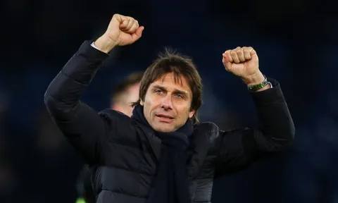Pep và Klopp nên học hỏi Conte đi là vừa