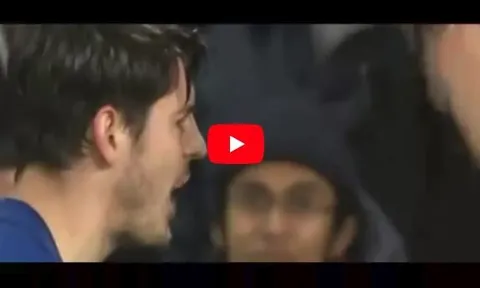 Pha ăn vạ dẫn đến thẻ đỏ của Alvaro Morata vs Norwich City