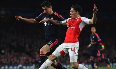 Pha bứt tốc khủng khiếp của Hector Bellerin trận gặp Bayern Munich