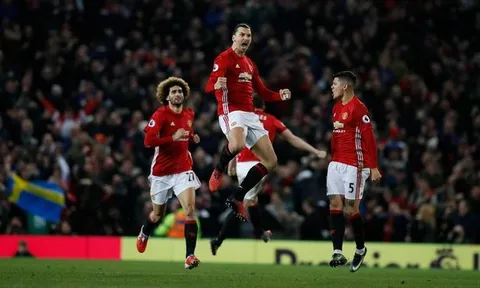 Phá rào hợp đồng, Ibrahimovic đòi ở lại Man Utd thêm 2 năm