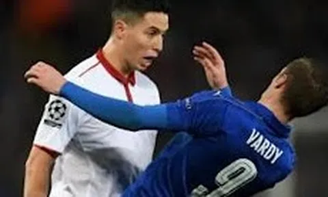 Pha thiết đầu công của Nasri dành cho Vardy