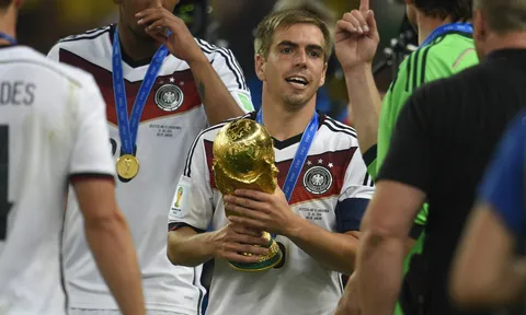 Philipp Lahm - người khổng lồ trong vóc dáng bé nhỏ