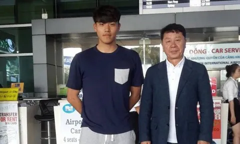 GĐKT Chung Hae Soung đem đồng hương sang HAGL thử việc