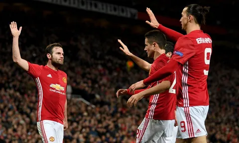 Pogba chấn thương, Man United nhọc nhằn đi tiếp vào vòng tứ kết Europa League