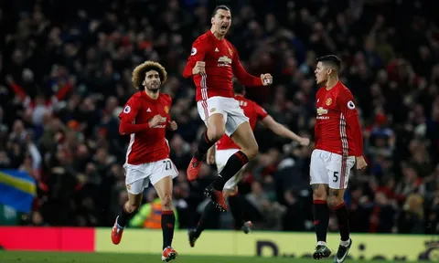 Pogba sai lầm, Ibrahimovic nổ súng, Man Utd đứt mạch toàn thắng tại Old Trafford
