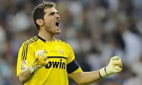 Quá khứ vàng son của Iker Casillas