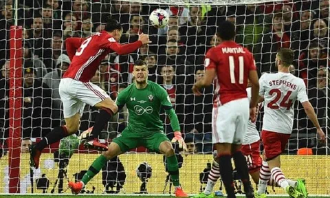 Quan điểm chuyên gia: Mourinho cần bước đệm Ibra