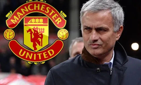 Quan điểm: Mourinho phản bội M.U, hủy hoại bóng đá!