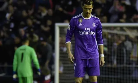 Ra sân trước Valencia, Ronaldo chinh phục tiếp cột mốc vĩ đại