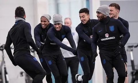 Rashford & Lingard 'song kiếm' đại náo buổi tập tuyển Anh