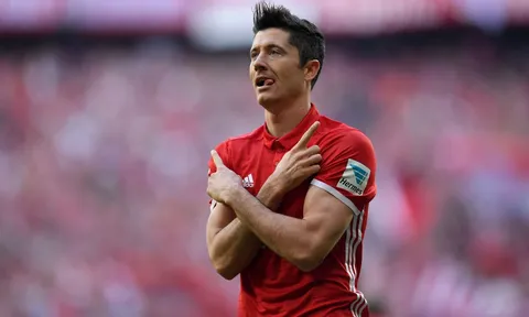 Real đừng hòng đụng đến Lewandowski
