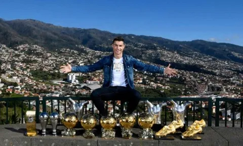 Real Madrid từ chối tăng lương cho Ronaldo và câu chuyện 'Cậu bé chăn cừu'