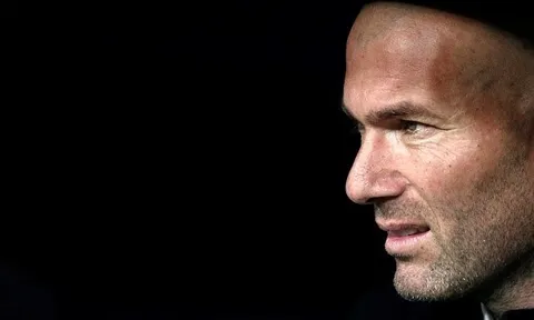 Real Madrid, gã nghiện thể hình có đôi chân cây sậy